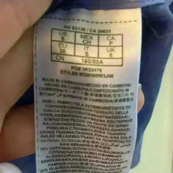 Guess Floral Blouse NWOT - Picture 7 of 7